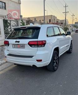 جيب جراند شيروكي